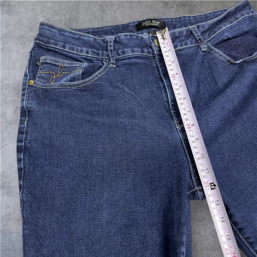 Judy Blue Jeans 20W JB88273 High Rise Straight Leg Rinse Wash Mom Denim